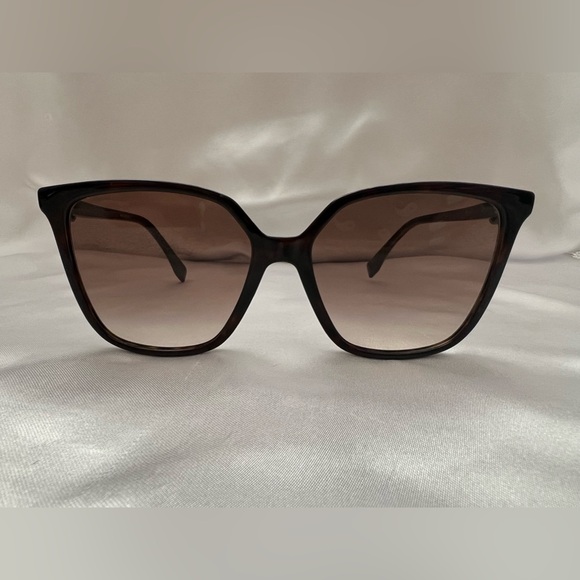 NEW Fendi FF0318/S Square Sunglasses in color Havana - Picture 6 of 11
